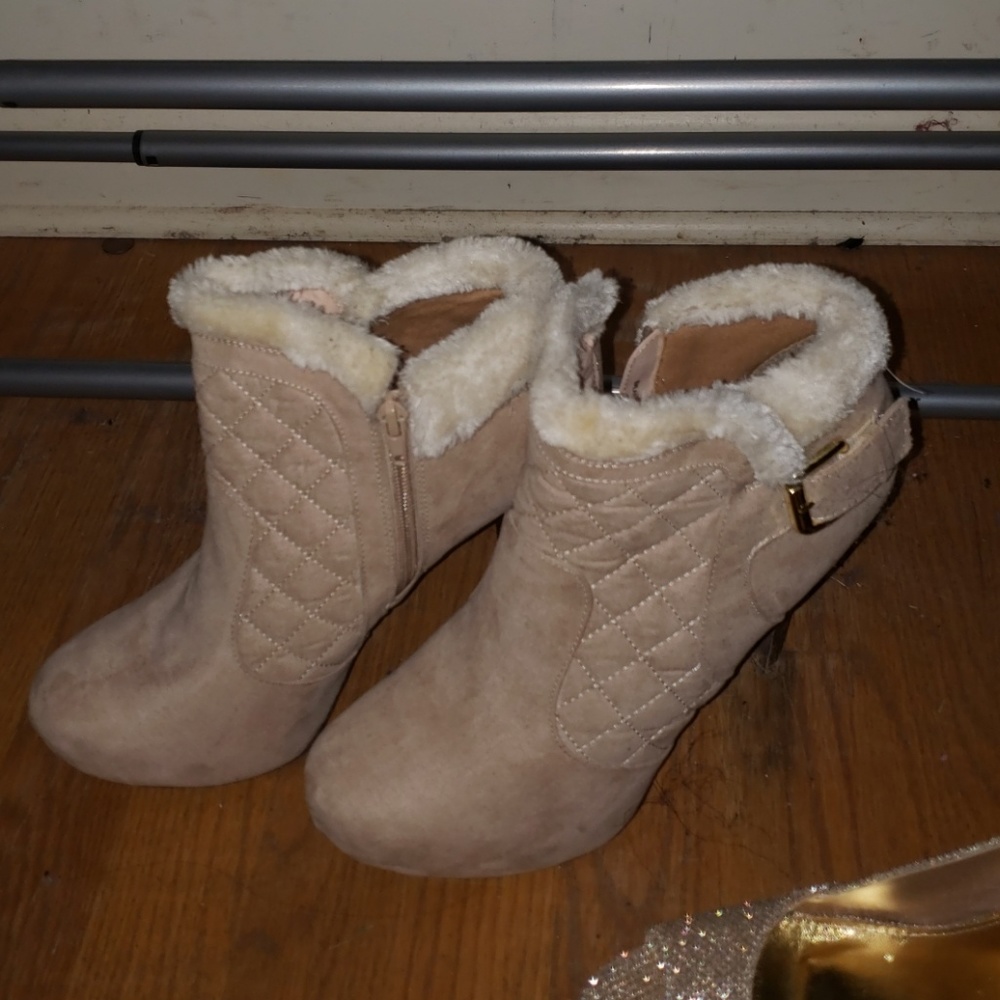Faux fur ankle boots